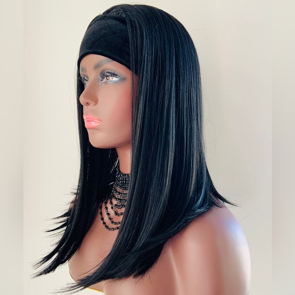 Very Pretty “Put On & Go” Black Premium Fiber Headband Wig - Very Versatile - Picture 9 of 10